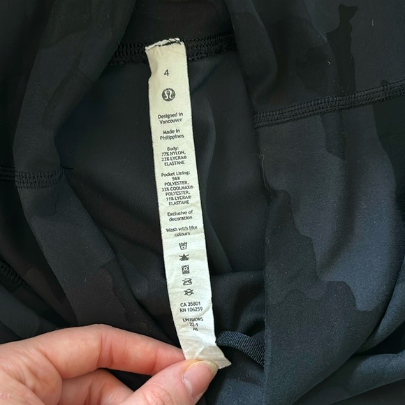 Lululemon Black Camo Biker Shorts - Picture 7 of 7